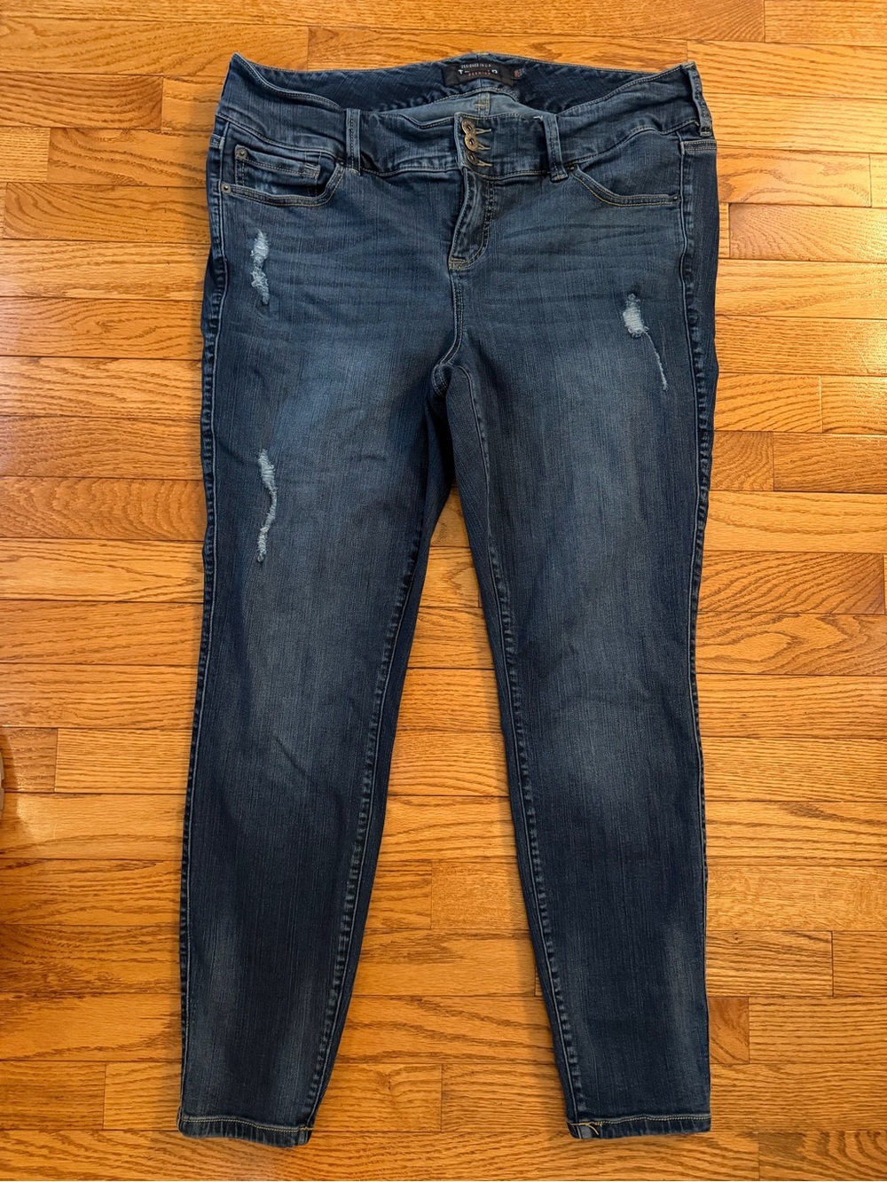 torrid Dark Blue High-Rise Women’s Jeans with Triple-Button Waist. Retro, Y2K